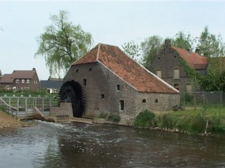 Leudal NL : Ortsteil Neer, Friedessemolen ( Mai 2004 )